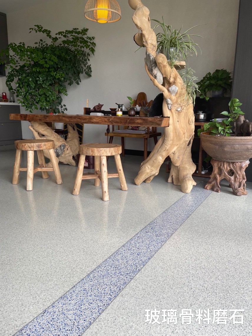 20220415025930363254.jpg 222.jpg